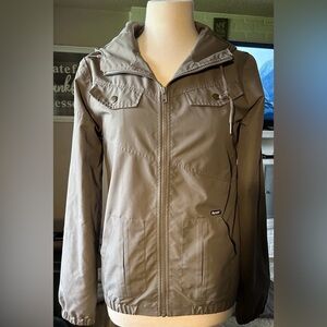 Ladies Volcom Gray Windbreaker Jacket Size S/P  10